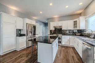 2805 Clara Ave, Aurora, IL 60502 - Photo 16