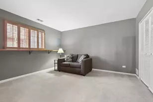 77 Lee Ct, Winfield, IL 60190 - Photo 16