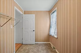 338 College Ave, Winthrop Harbor, IL 60096 - Photo 16