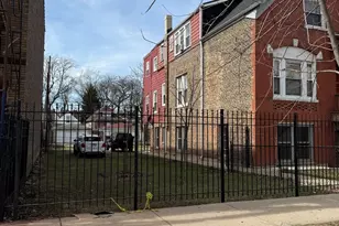 830 N Springfield Ave, Chicago, IL 60651 - Photo 4