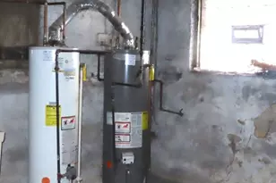 7550 S Calumet Ave, Chicago, IL 60619 - Photo 14