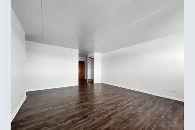 5011 Valley Lane #401, Streamwood, IL 60107 - Photo 4