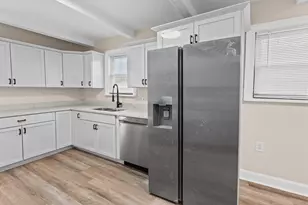 418 Cedar St, Centralia, IL 62801 - Photo 32
