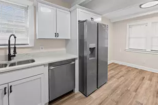 418 Cedar St, Centralia, IL 62801 - Photo 32