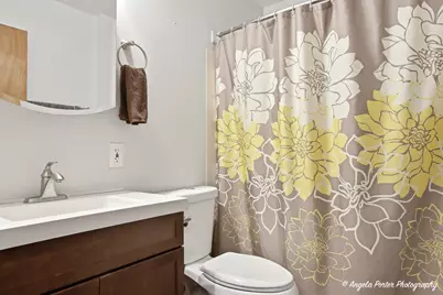 916 Essex Court, McHenry, IL 60050 - Photo 20