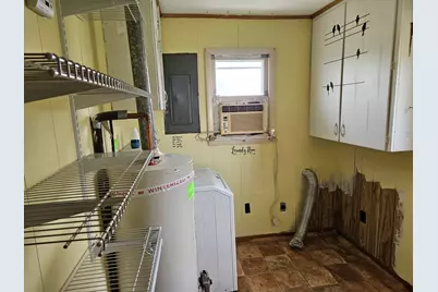 706 S Division Street, Norris City, IL 62869 - Photo 18