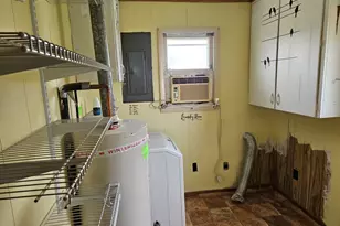 706 S Division St, Norris City, IL 62869 - Photo 18