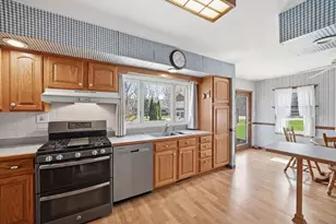 2594 E 1069th Rd, Ottawa, IL 61350 - Photo 10