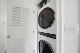 3042 N Racine Ave, Chicago, IL 60657 - Photo 16