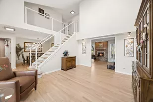 11466 Ashley Woods Dr, Westchester, IL 60154 - Photo 6