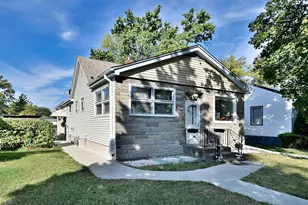 322 S Walnut St, Bensenville, IL 60106 - Photo 2