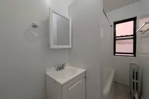 5417 N Kenmore Ave, Chicago, IL 60640 - Photo 12