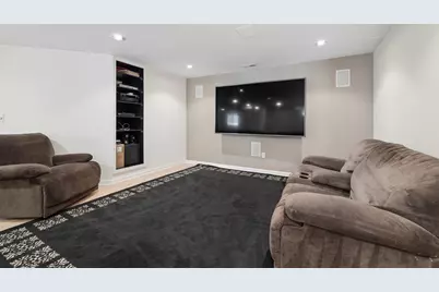 [Address not provided], Westmont, IL 60559 - Photo 30