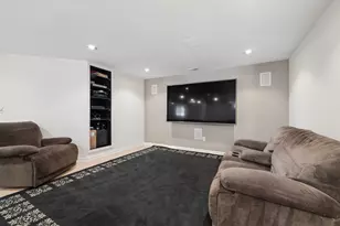 [Address not provided], Westmont, IL 60559 - Photo 30