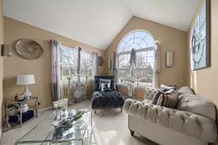 443 Glover Dr, North Aurora, IL 60542 - Photo 14