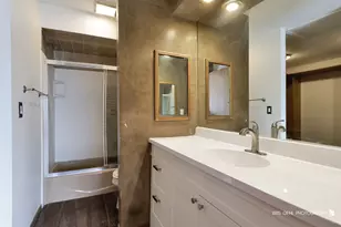 1191 Hunters Ln, Libertyville, IL 60048 - Photo 20