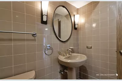 1191 Hunters Lane, Libertyville, IL 60048 - Photo 16