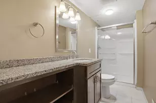 23203 N Prairie Ln, Lincolnshire, IL 60069 - Photo 8