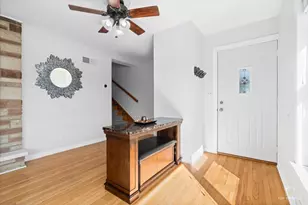 114 N Salem Ave, Arlington Heights, IL 60005 - Photo 2