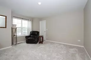 3617 Emerald Rd, Elgin, IL 60124 - Photo 18