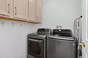 1108 Oxford Ct, Oakbrook Terrace, IL 60181 - Photo 26