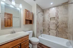 2413 Flambeau Dr, Naperville, IL 60564 - Photo 34