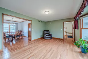 2413 Flambeau Dr, Naperville, IL 60564 - Photo 4