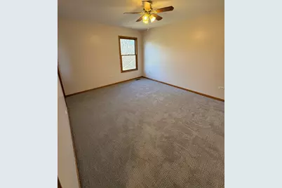 8885 Dryden Street, Woodridge, IL 60517 - Photo 20
