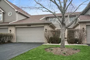 659 N Walden Dr, Palatine, IL 60067 - Photo 1