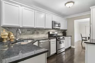 659 N Walden Drive, Palatine, IL 60067 - Photo 10