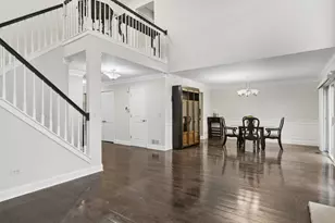 659 N Walden Dr, Palatine, IL 60067 - Photo 6