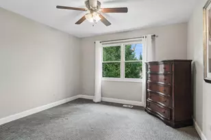 659 N Walden Dr, Palatine, IL 60067 - Photo 18