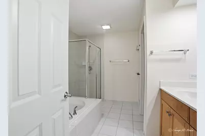 214 Taylor Court, Buffalo Grove, IL 60089 - Photo 10