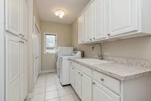 1396 Notre Dame Dr, Lemont, IL 60439 - Photo 20