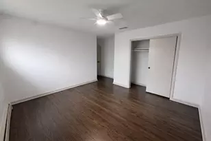 933 College Ave, Wheaton, IL 60187 - Photo 10