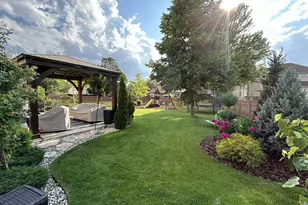 1800 Kingtree Dr, Morris, IL 60450 - Photo 2