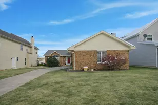 18641 Cedar Ave, Country Club Hills, IL 60478 - Photo 2