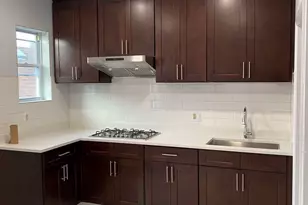 2953 S Emerald Ave, Chicago, IL 60616 - Photo 2