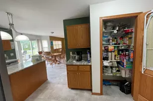 1610 Cottonwood Trail, Yorkville, IL 60560 - Photo 6