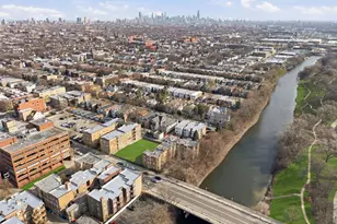 2579 W Montrose Ave, Chicago, IL 60618 - Photo 16