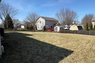 2 Beaver Creek Ct, Bolingbrook, IL 60490 - Photo 30