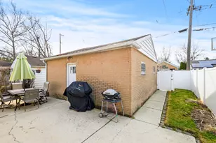 5622 N Kenneth Ave, Chicago, IL 60646 - Photo 20