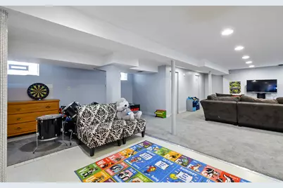 5622 N Kenneth Avenue, Chicago, IL 60646 - Photo 14