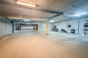 5840 W Lawrence Ave, Chicago, IL 60630 - Photo 24