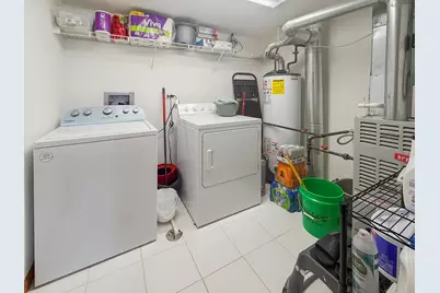 5840 W Lawrence Avenue #301, Chicago, IL 60630 - Photo 20