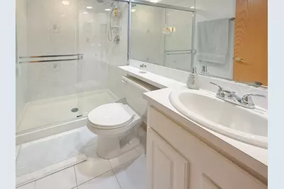 5840 W Lawrence Avenue #301, Chicago, IL 60630 - Photo 16