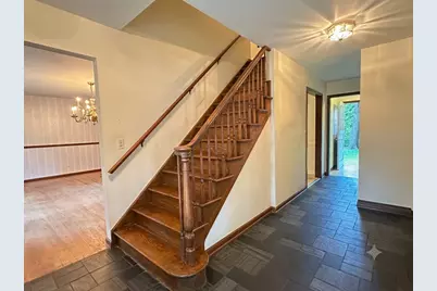 1009 Anne Road, Naperville, IL 60540 - Photo 2