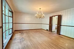 1009 Anne Rd, Naperville, IL 60540 - Photo 6