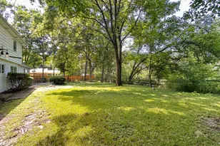 1009 Anne Rd, Naperville, IL 60540 - Photo 26