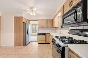 615 6th Ave, La Grange, IL 60525 - Photo 8